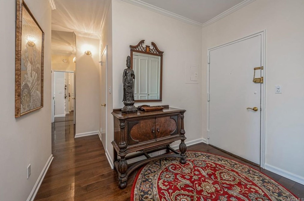 16 Rockledge #2o-1, Crotonville, NY 10562