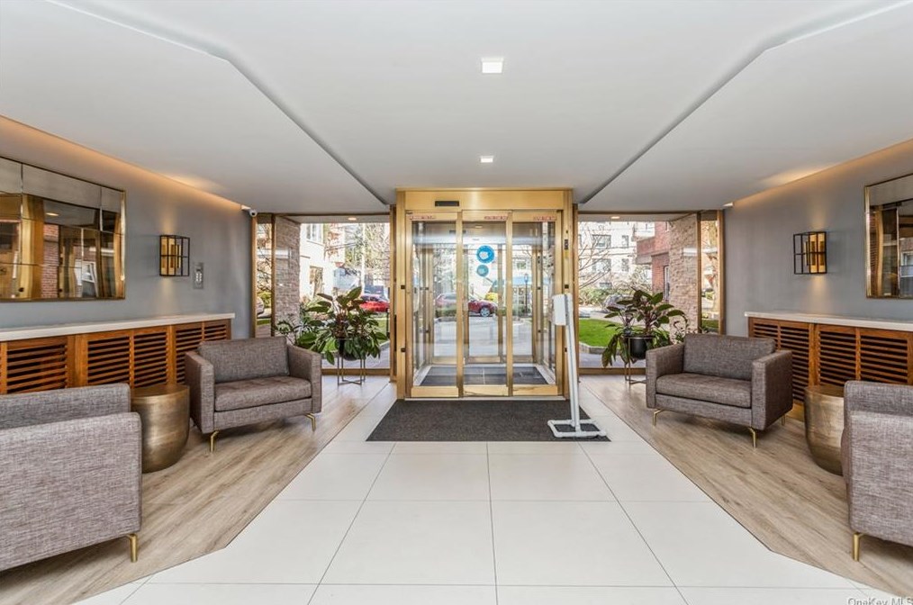 120 E Hartsdale Ave #2q, Hartsdale, NY 10530