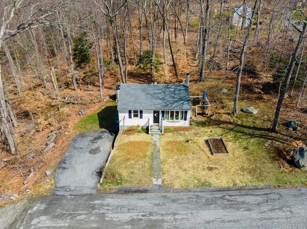 7 Xenia Rd, Patterson, NY 12563
