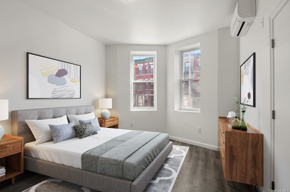1047 Morris Ave #1, Bronx, NY 10456