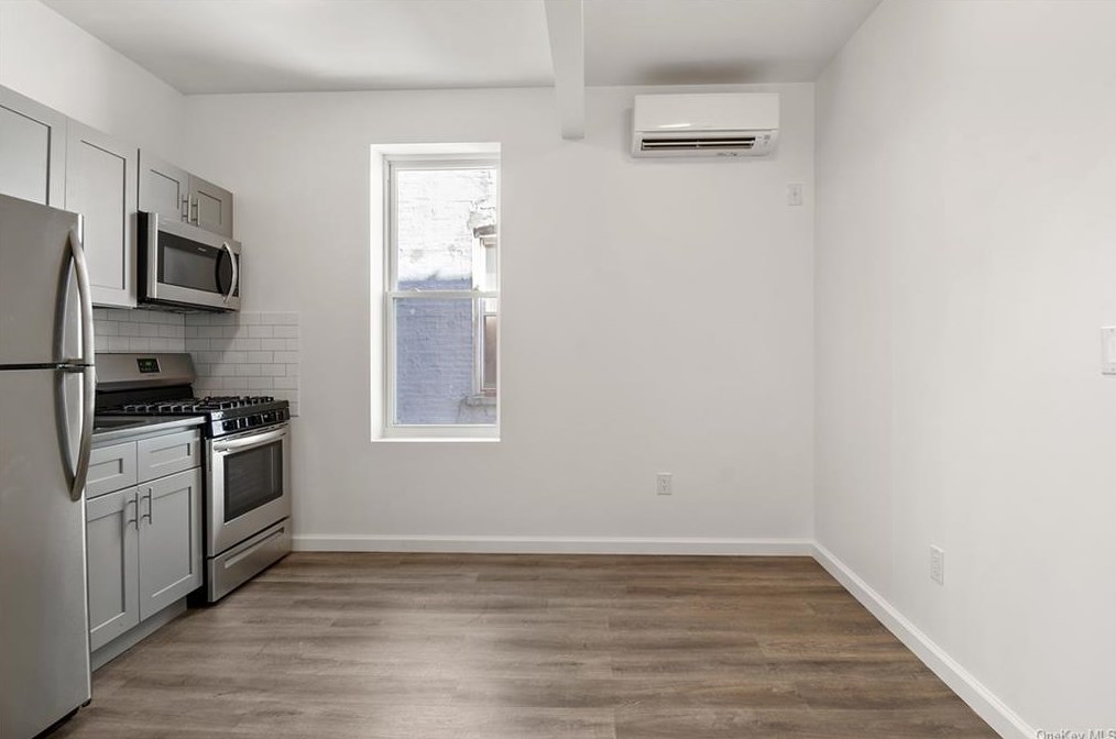 1047 Morris Ave #2, Bronx, NY 10456