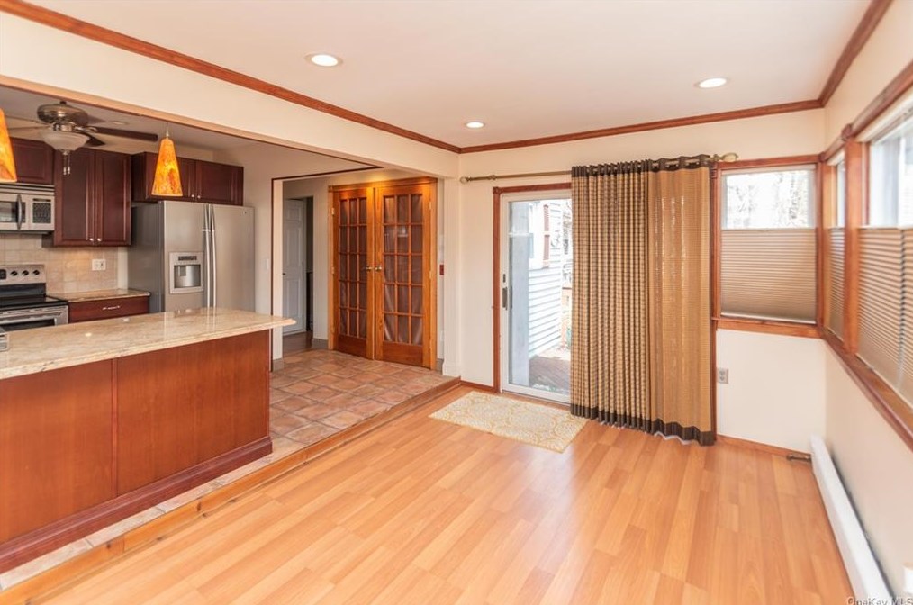 1230 Mombasha Rd, Monroe NY 10950-5323 exterior