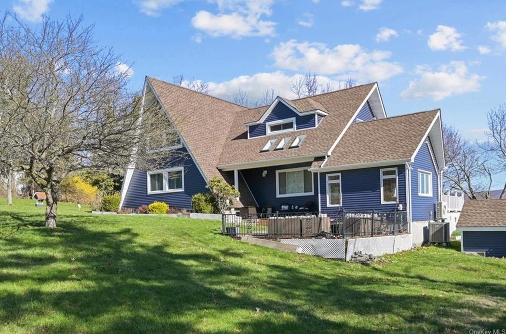 75 Eastview Rd, Highland Mills, NY 10930