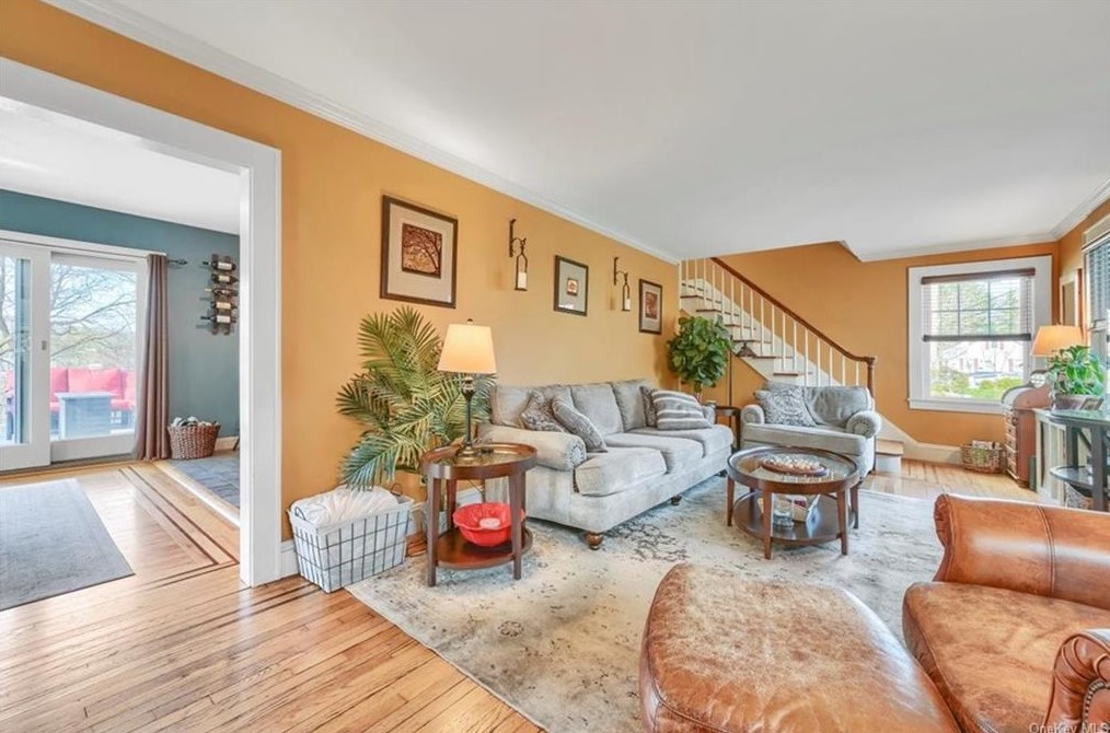 1340 Longview Ave, Peekskill NY  10566-4825 exterior