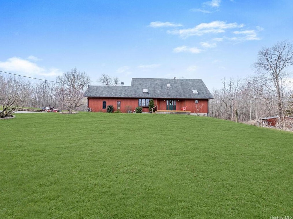 97 Svenski Rd, Montgomery, NY 12549