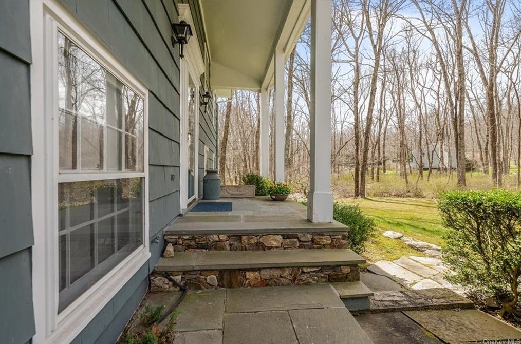 123 Ridgefield Ave, Lewisboro, NY 10590
