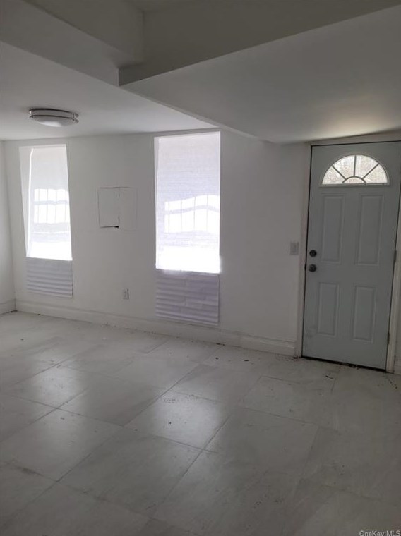 160 Elm St, Yonkers NY  10701-3932 exterior