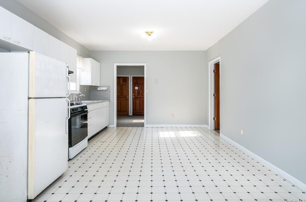 274 Lockwood Ave, New Rochelle, NY 10801