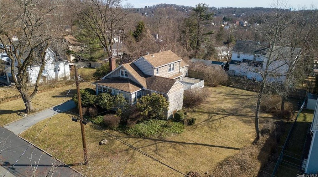 11 Lyman Pl, Dobbs Ferry, NY 10522