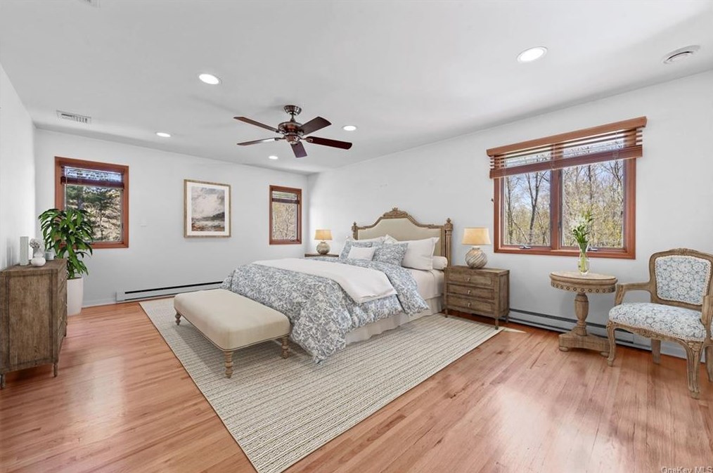 38 Deer Trak Ln, Goldens Bridge NY 10526-1207 exterior