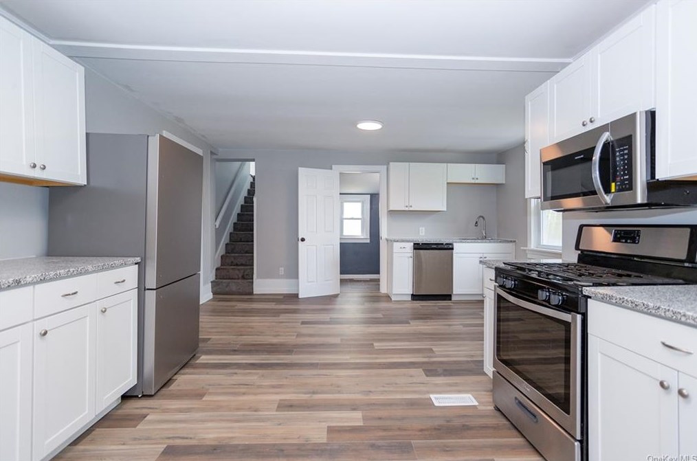 139 Wait St, Walden, NY 12586