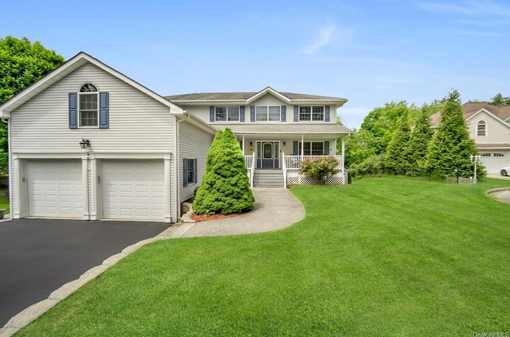 2 Hauser Ter, Tappan, NY 10983-2029