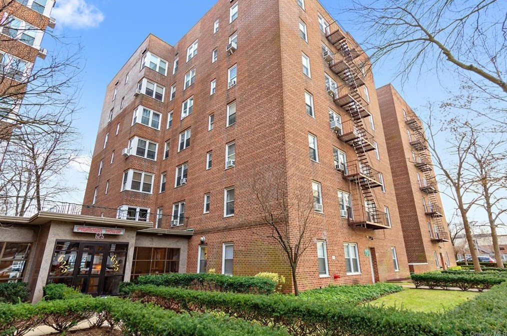 625 Gramatan Ave #2a, Mount Vernon, NY 10552