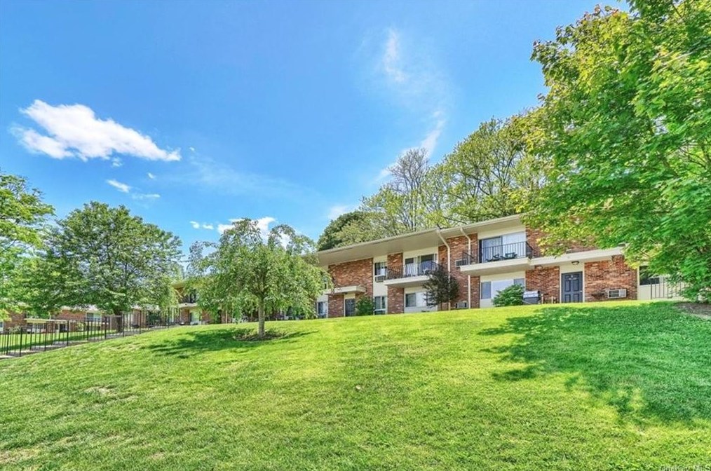 675 Route 6 #b-12, Mahopac, NY 10541