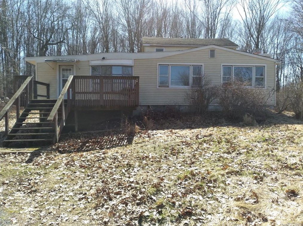 281 Howells Rd, Middletown, NY 10940