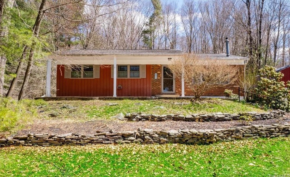 132 Lakeshore Dr, Monticello, NY 12701