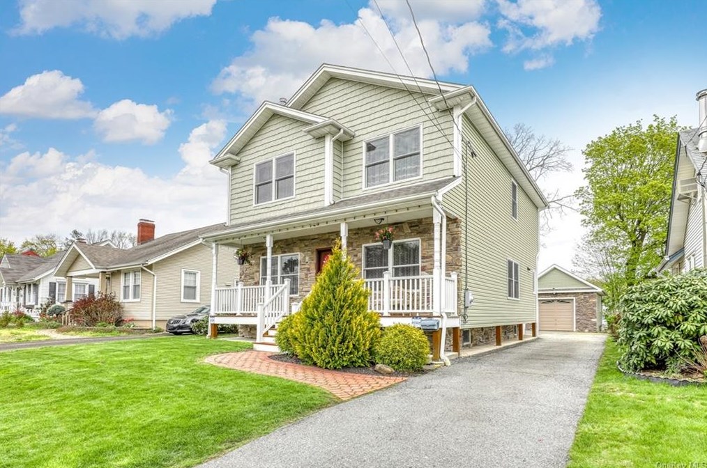 56 Prairie Ave, Airmont, NY 10901