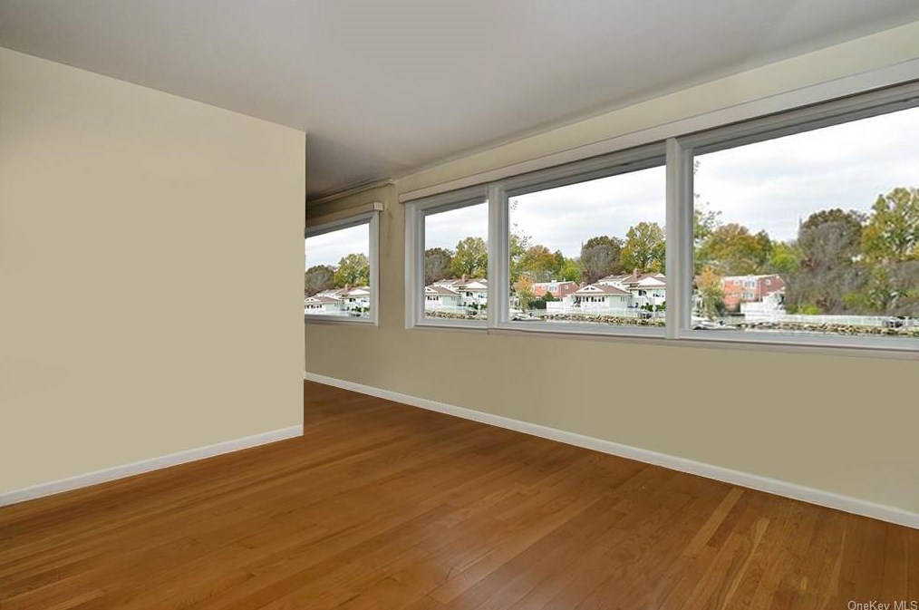 265 Barry Ave, Mamaroneck NY  10543-2827 exterior