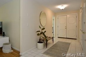 265 Barry Ave, Mamaroneck NY  10543-2827 exterior