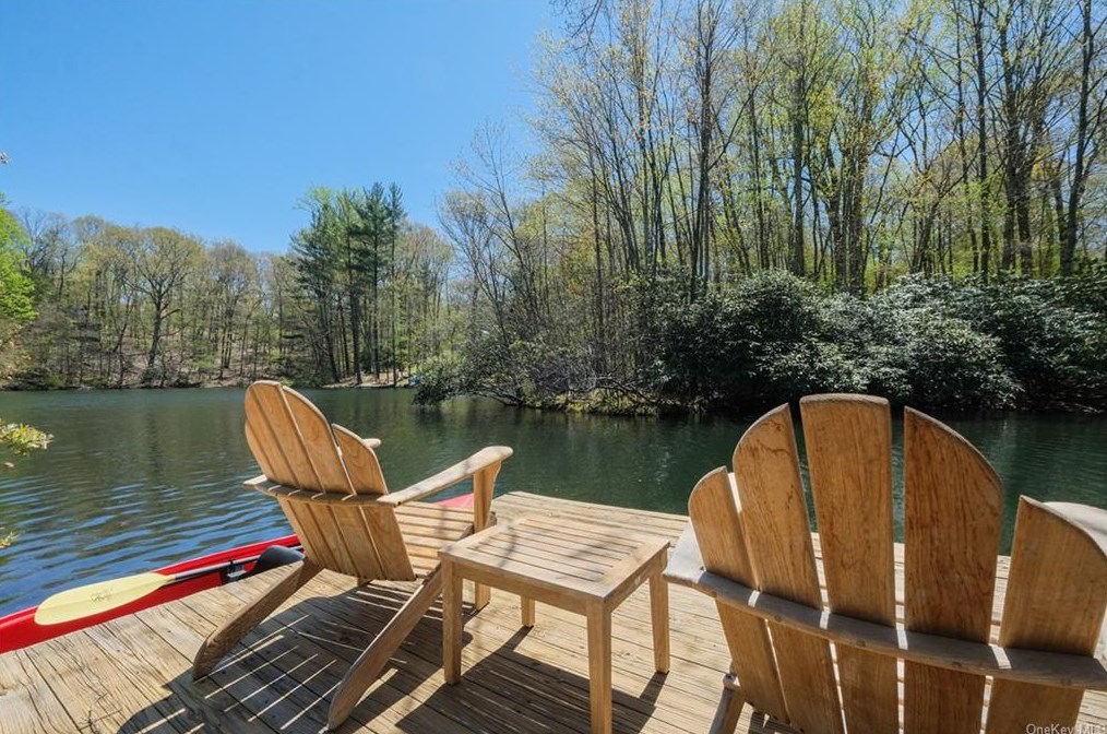 5 Laurel Ln, Chappaqua, NY 10514
