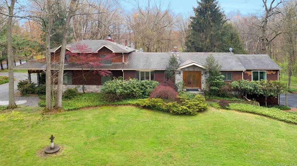 30 West Ln, Lewisboro, NY 10590