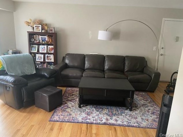 26 Dorset Ct #e, Yorktown Hgts, NY 10598