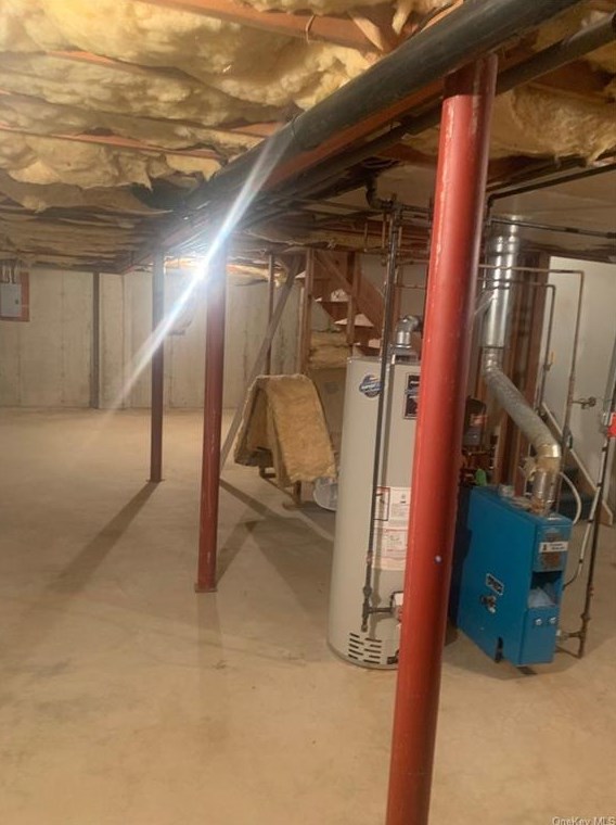 218 Hubert Humphrey Dr, Chestnut Ridge NY  10977-6720 exterior