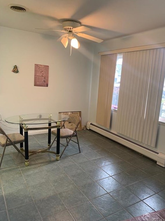 218 Hubert Humphrey Dr, Chestnut Ridge NY  10977-6720 exterior