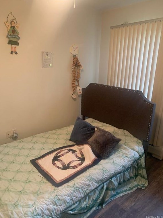 218 Hubert Humphrey Dr, Chestnut Ridge NY  10977-6720 exterior