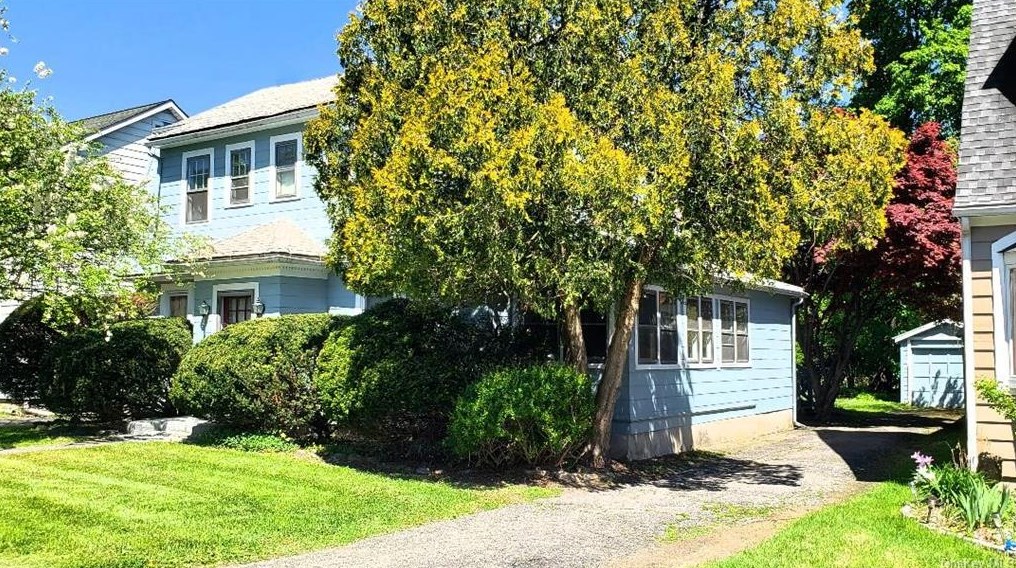 32 Richman Ave, Newburgh, NY 12550-4207