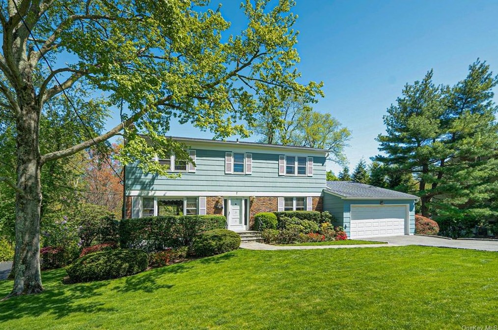 7 Rural Dr, Scarsdale, NY 10583