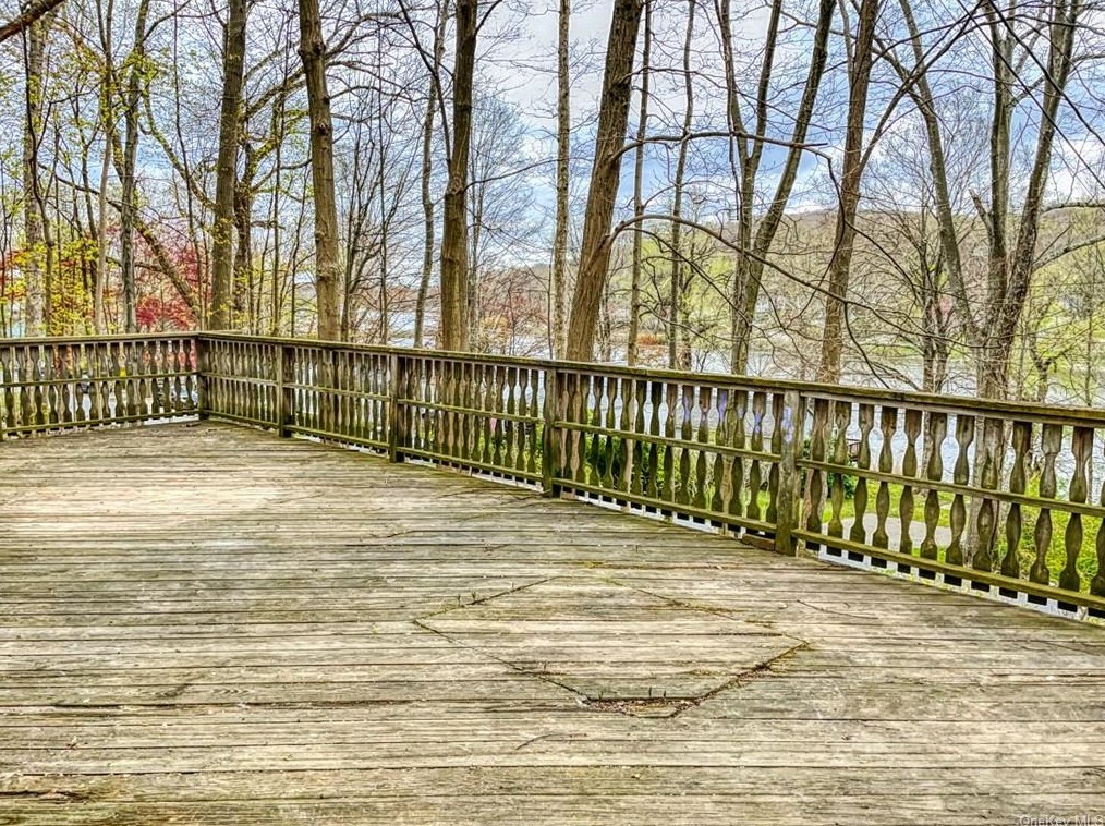 244 Terry Hill Rd, Kent Lakes NY  10512-5222 exterior