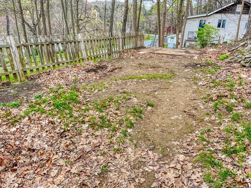 244 Terry Hill Rd, Kent Lakes NY  10512-5222 exterior