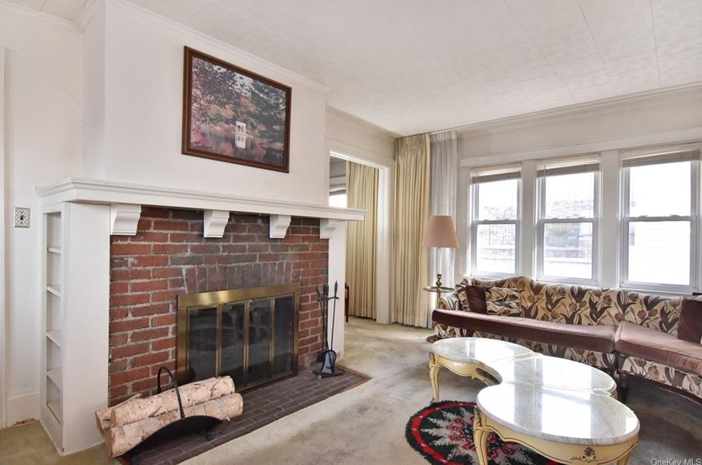 111 Caryl Ave, Yonkers, NY 10705-4401