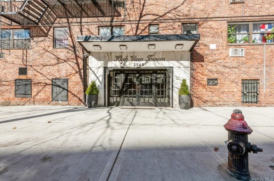 2545 Sedgwick Ave #4b, Bronx, NY 10468