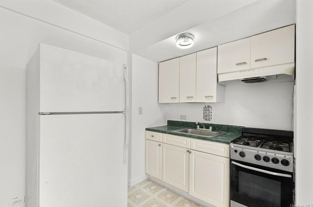 273 Bennett #5d, New York, NY 10040