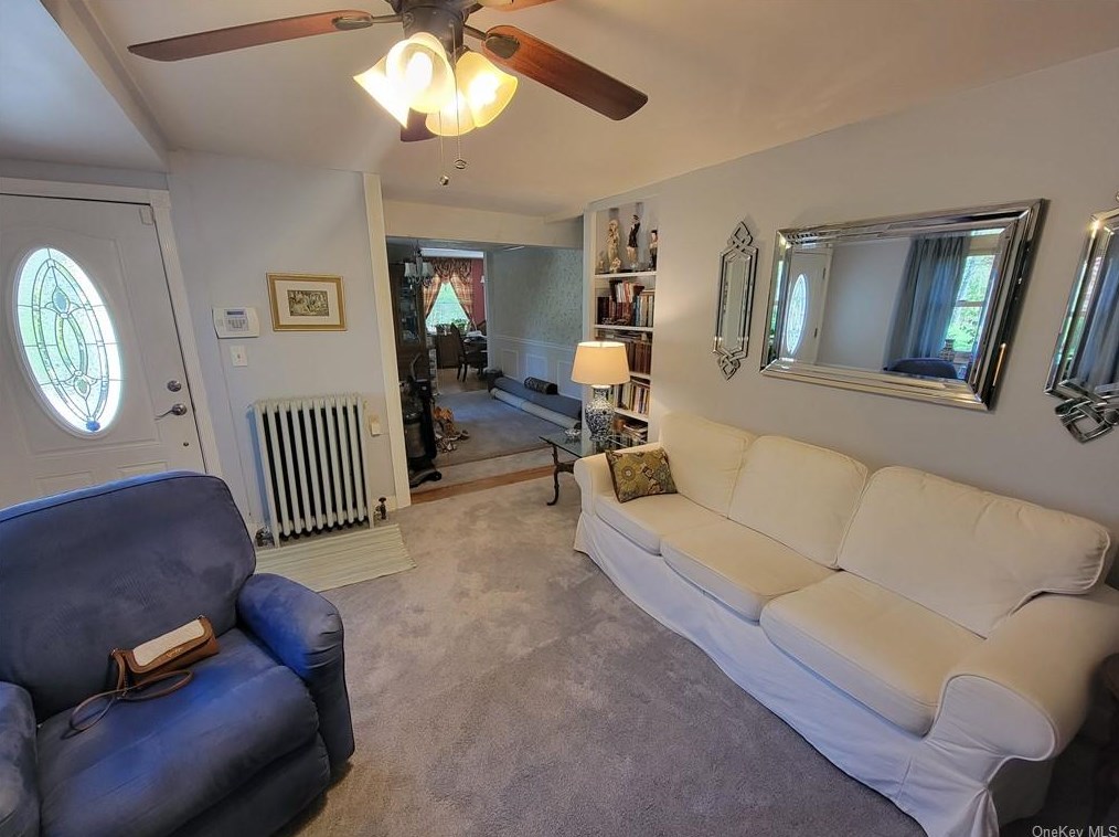 36 Haviland Rd, Poughkeepsie, NY 12601