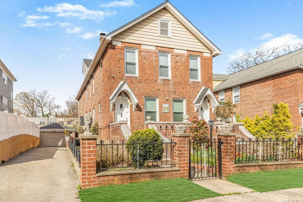 37 Aka 39 Courter Ave, Yonkers, NY 10705