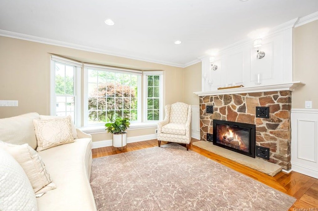 5 Ridge Rd, Mount Kisco, NY 10549