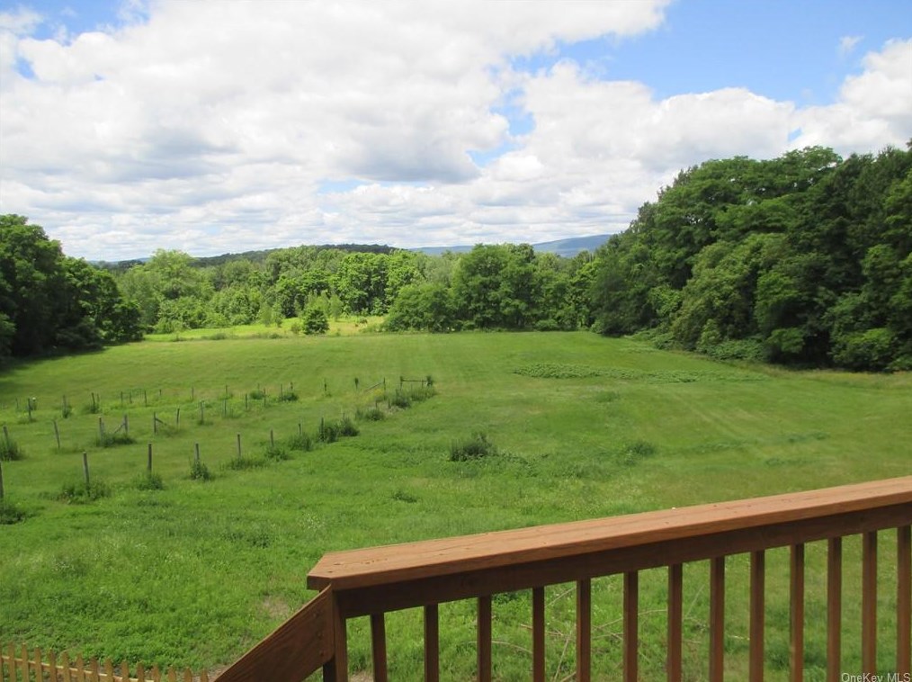 2181 Albany Post Rd, Walden NY  12586-2214 exterior