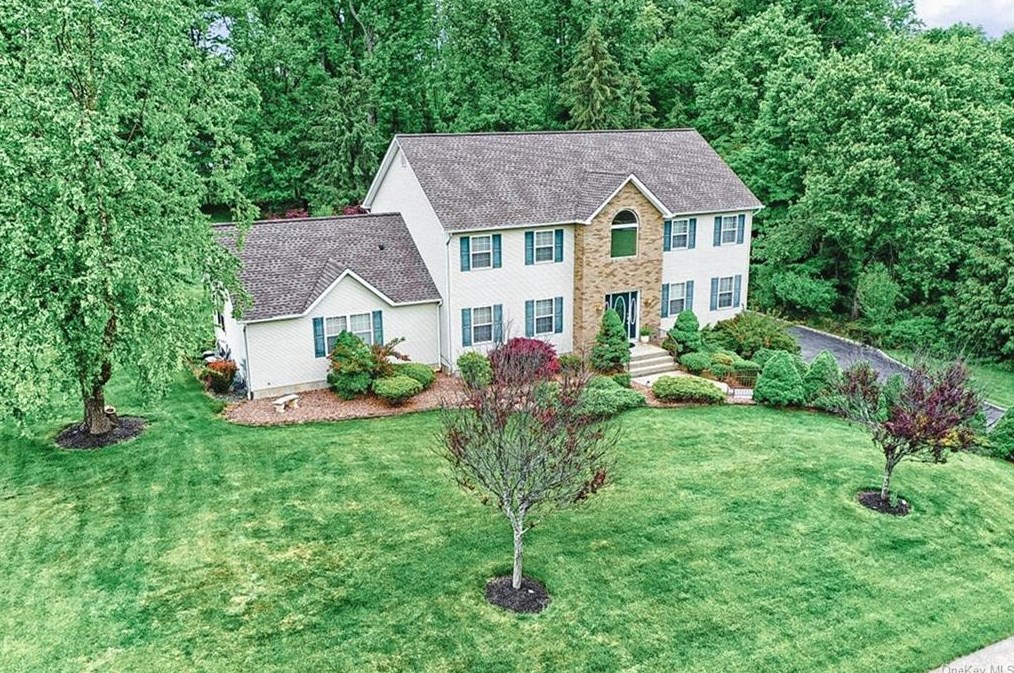 126 Woodland Rd, Monroe, NY 10950-4483