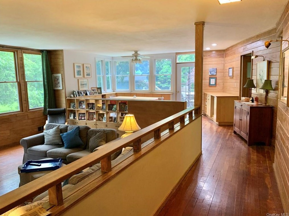 1681 Horton Rd, Mohegan Lake, NY 10547