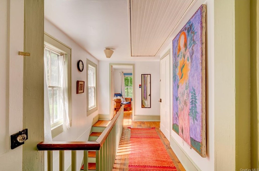 46 Taylor Rd, Jeffersonville NY  12748-5243 exterior