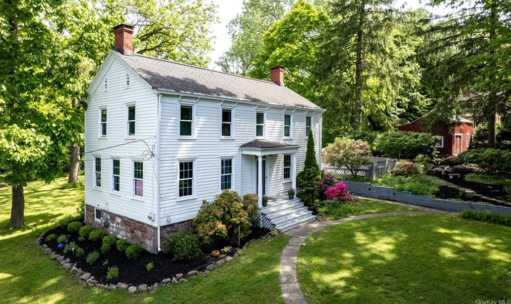 64 N Greenbush Rd, West Nyack, NY 10994