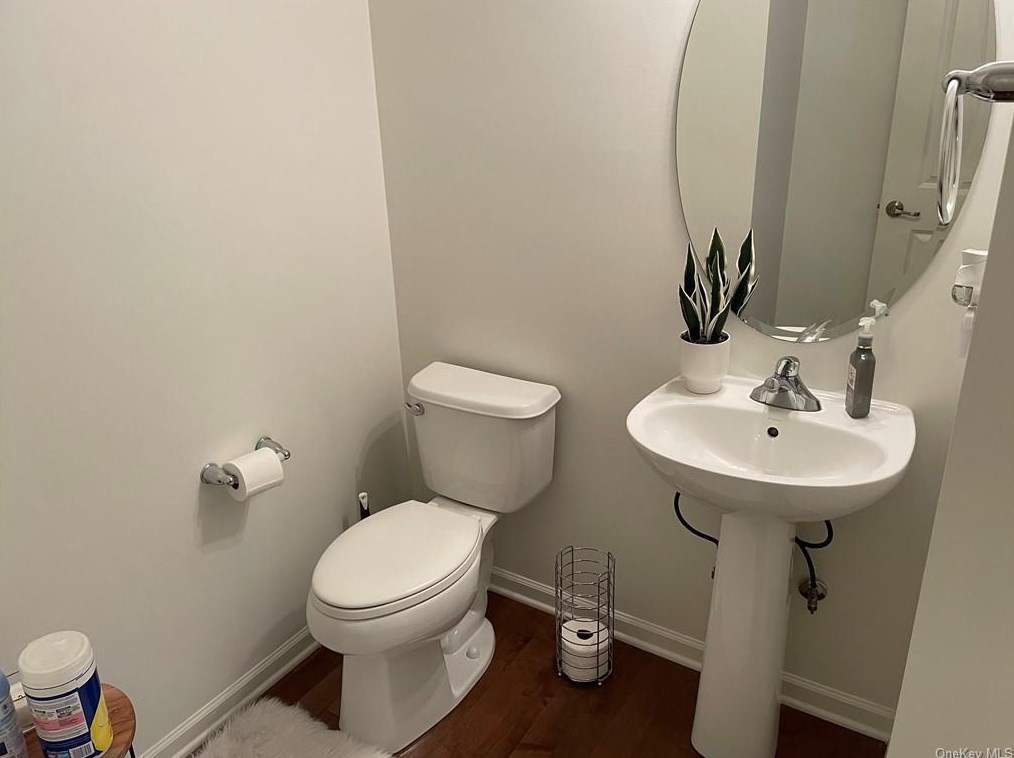 1208 Hawthorn Way, Newburgh NY  12553-4781 exterior