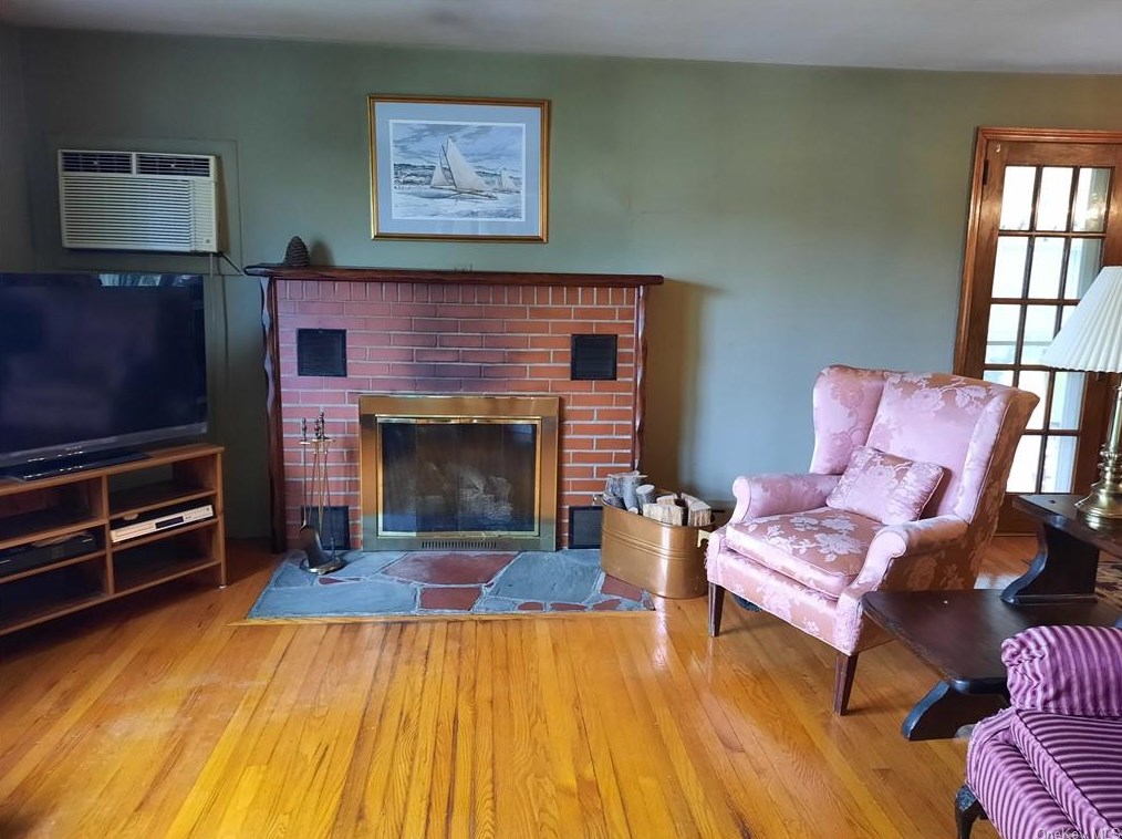 181 Henry St, Buchanan, NY 10511