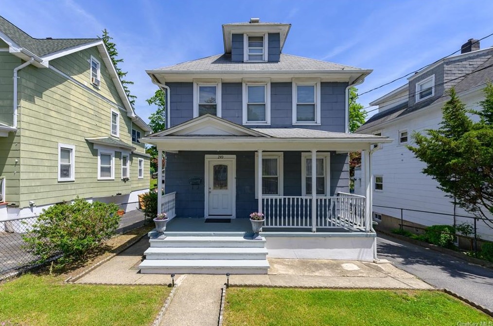 249 Madison Ave, Rye Brook, NY 10573