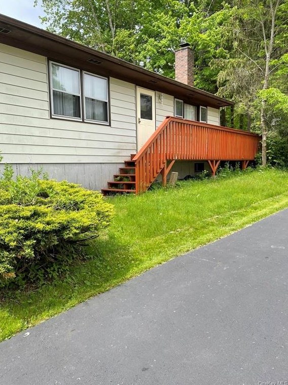 412 Sackett Lake Rd, Monticello, NY 12701