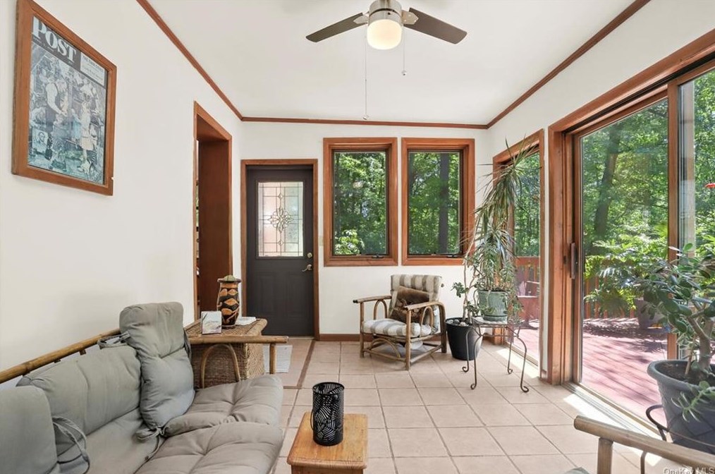 43 Main St, Goldens Bridge, NY 10526-1211