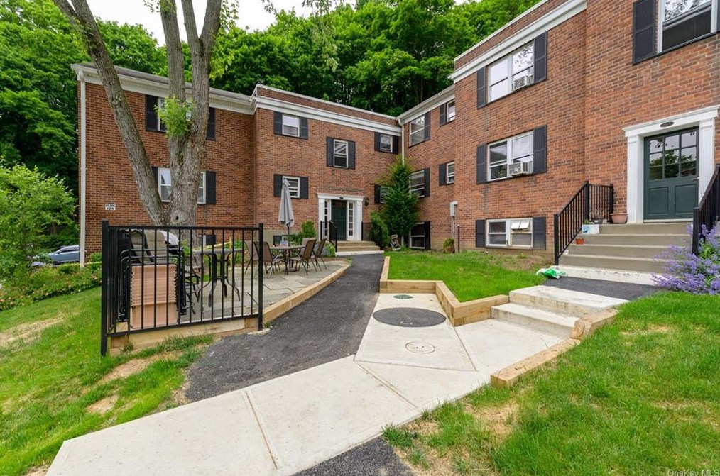 1291 S Highland Ave #b4, Crotonville, NY 10562